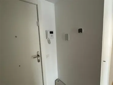 Piso en  Carrer de la Mar Tirrena 9 - Foto 7