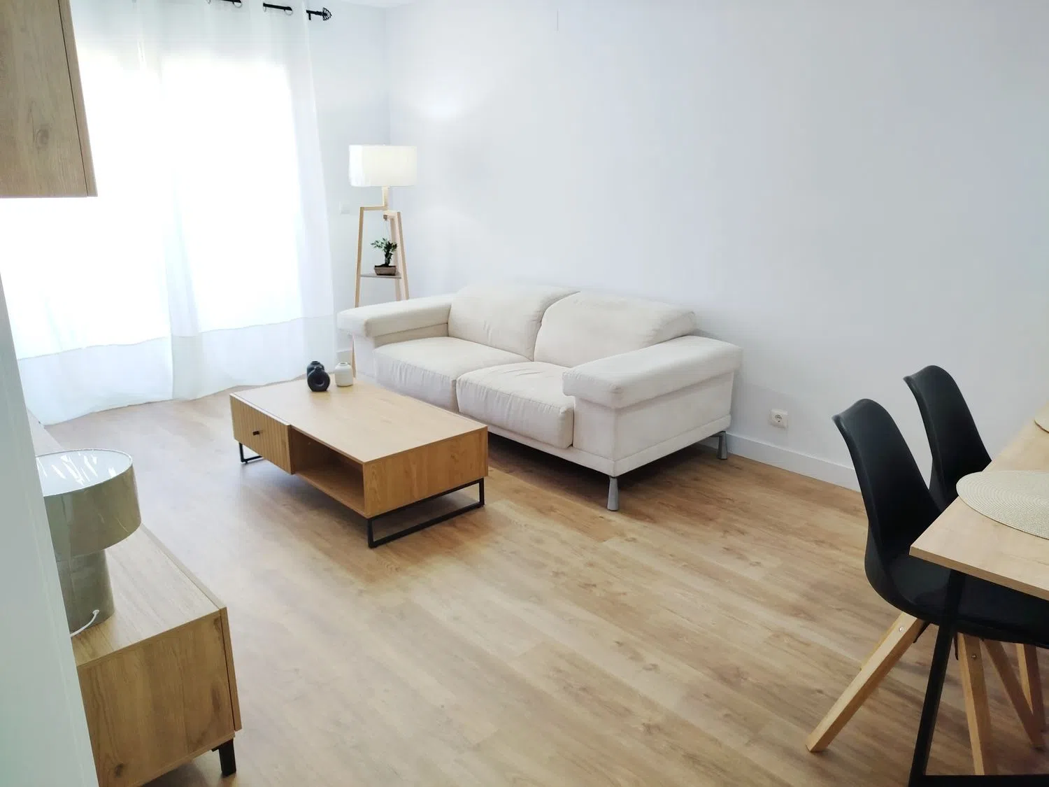 Piso en José Ramón Pomares, 18 - Foto 2