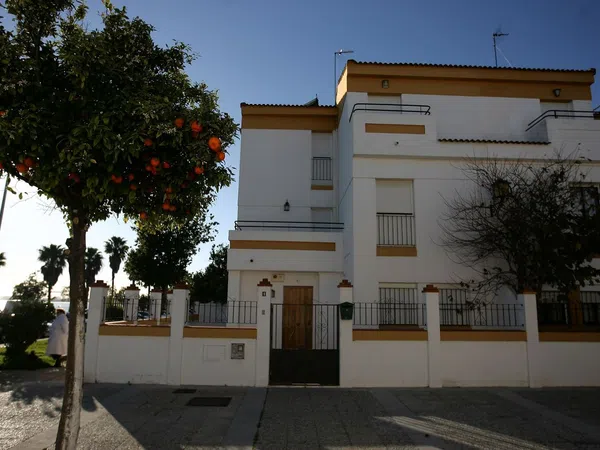 Chalet adosado en Calle Comercio, 1 - Foto 1