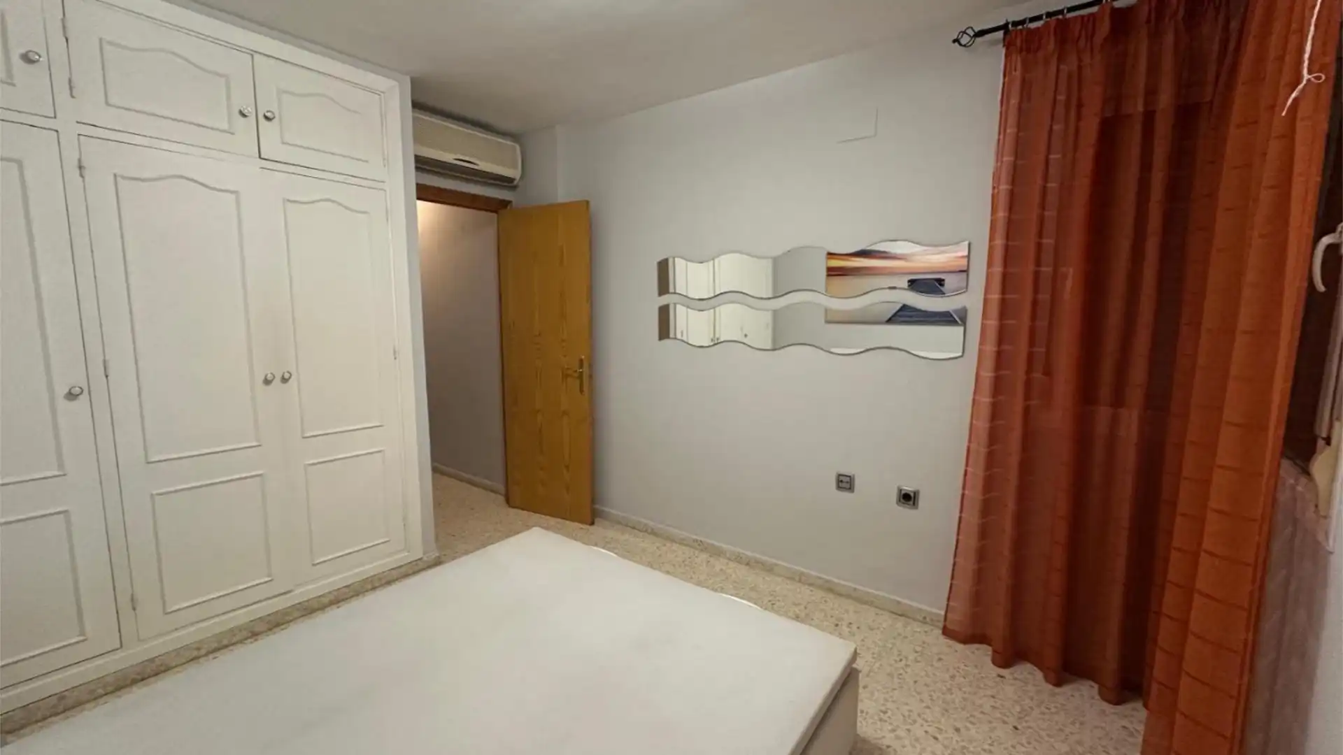 Piso en  Avenida de Medina Sidonia 7 - Foto 15