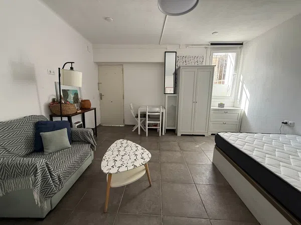 Estudio en Calle de la Mare de Déu de la Salut, La Salut - Foto 4