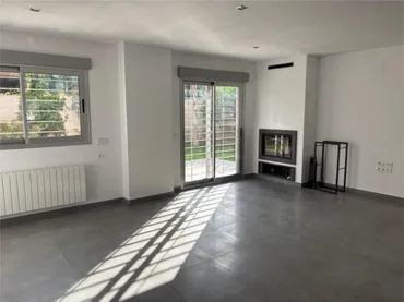 Casa adosada en Urbanizacion Els Pous - Foto 3