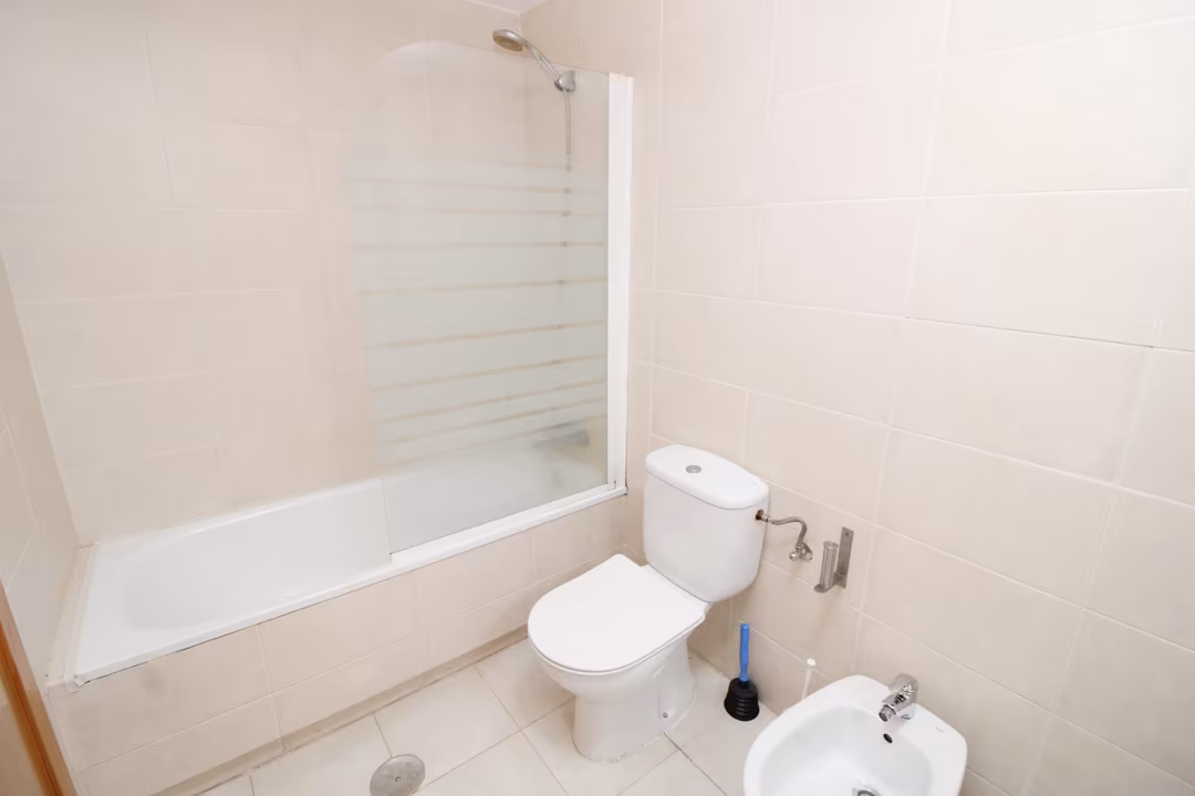 Piso en  Calle del Puerto de Somport 10 - Foto 10