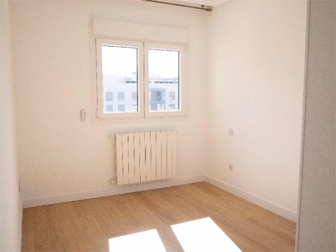 Piso en  Calle Estrella Denébola 21 - Foto 10