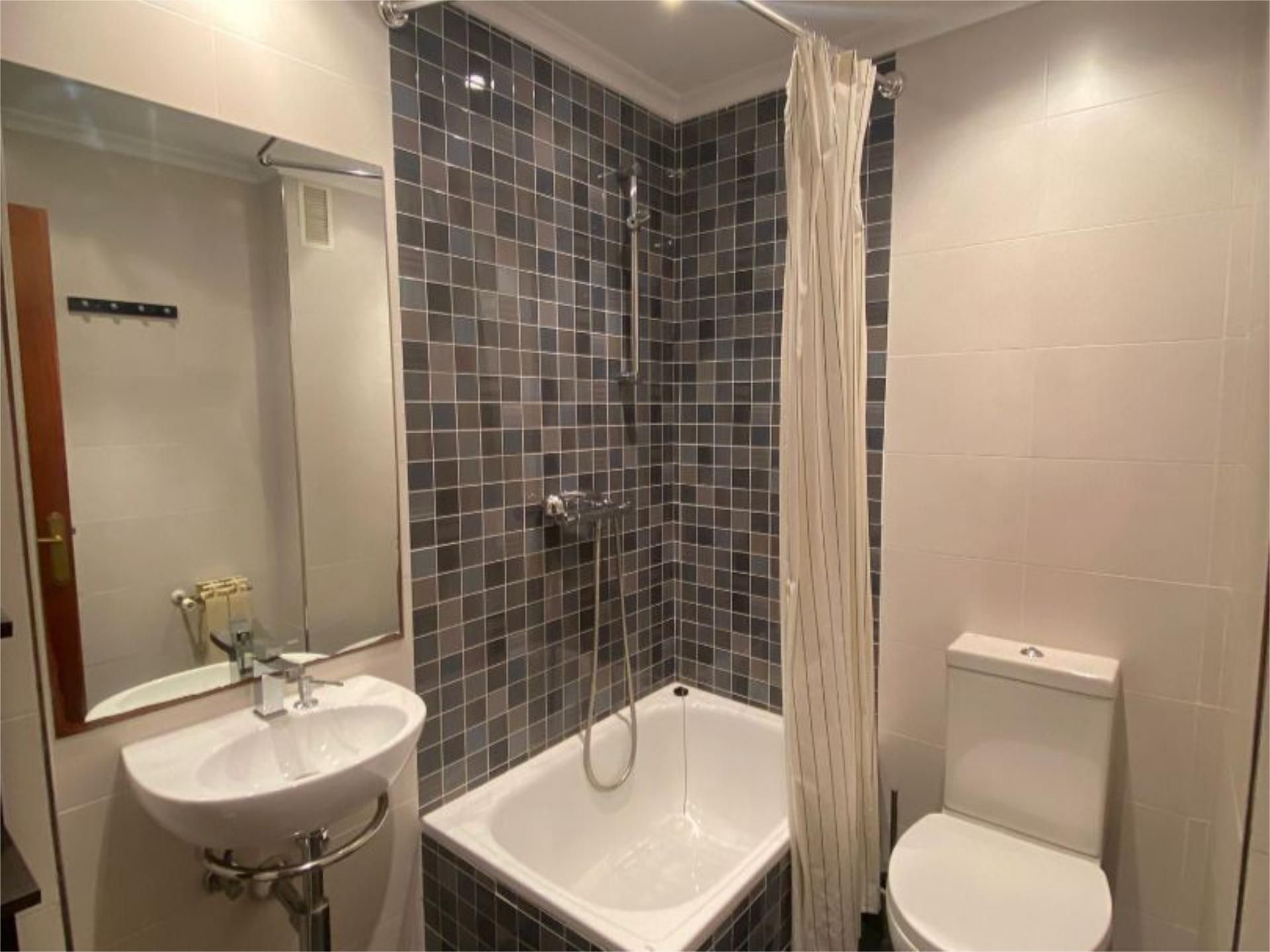 Piso en  Calle Consuelo Bergés 14 - Foto 9