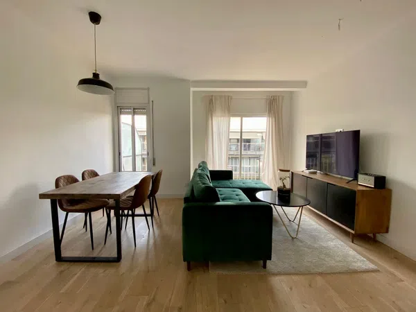Piso en Calle de la Indústria, 334 - Foto 1