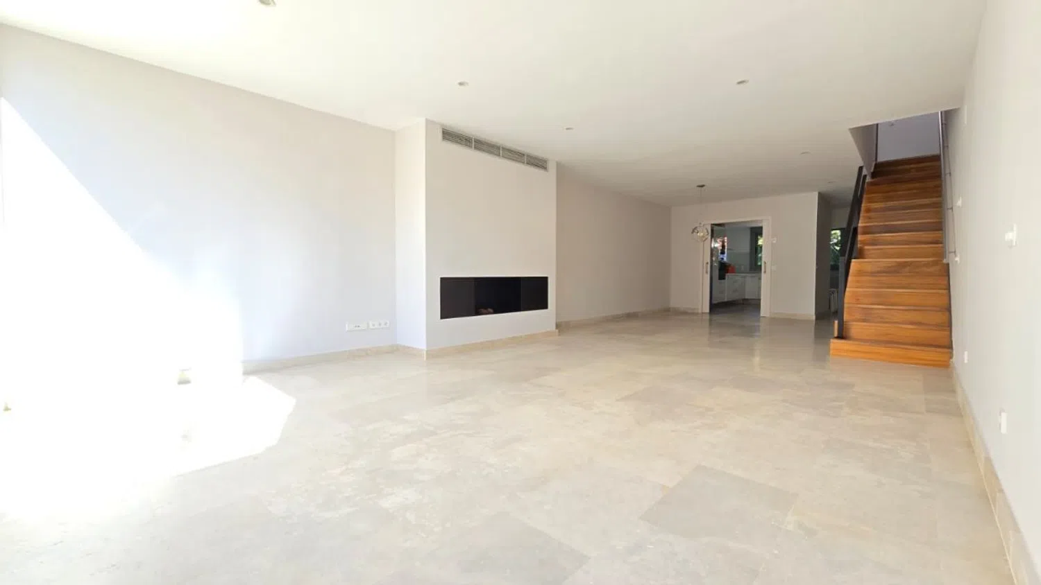 Chalet adosado en calle de la Begonia, 34 - Foto 7