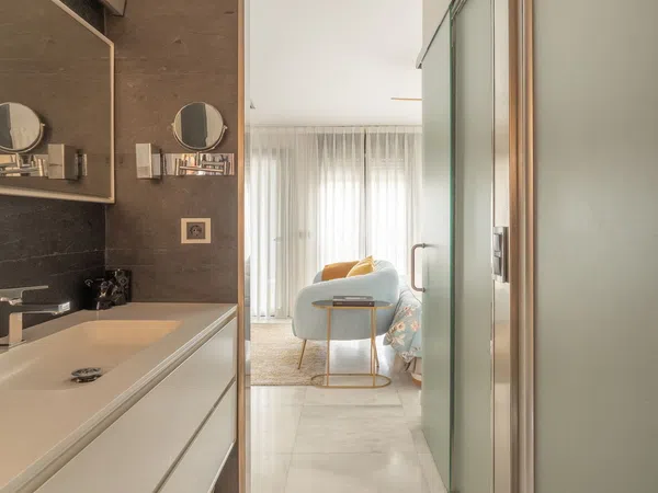 Chalet pareado en calle Empedrada, 3