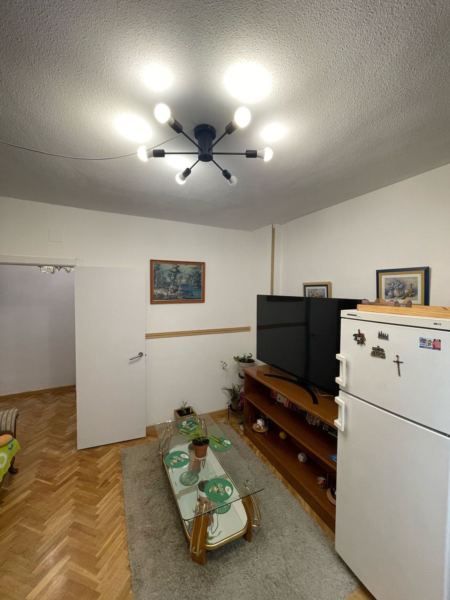 Estudio en plaza de la Encina, 10