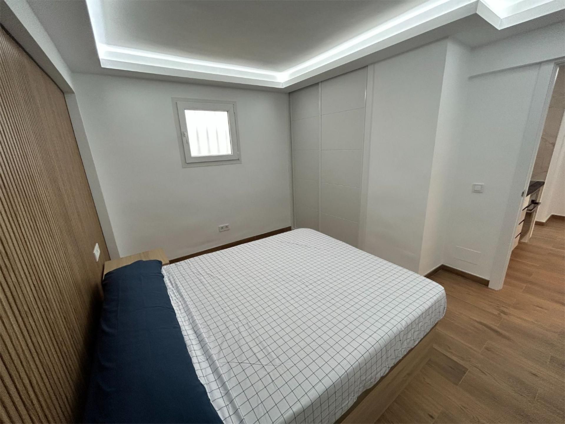 Piso en  Carrer de Saridakis 24 - Foto 9