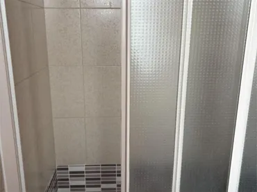 Piso en  Rúa Rosalía de Castro 12 - Foto 14