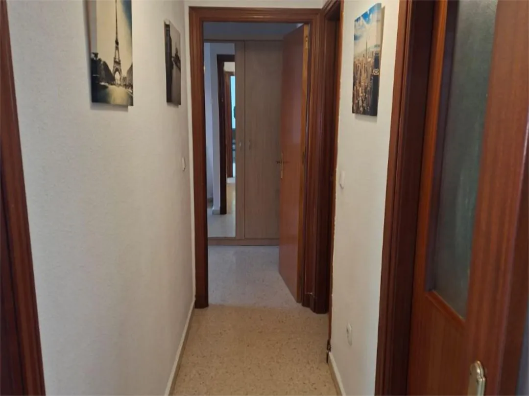 Piso en  Calle Arquitecto Hernández Rubio 3 - Foto 11