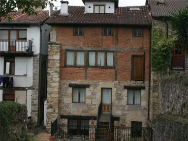 Casa adosada en  Elizburu Kalea 12 - Foto 2