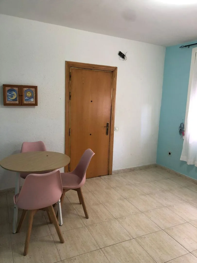 Piso en  Plaça Santiago Russinyol 2 - Foto 2