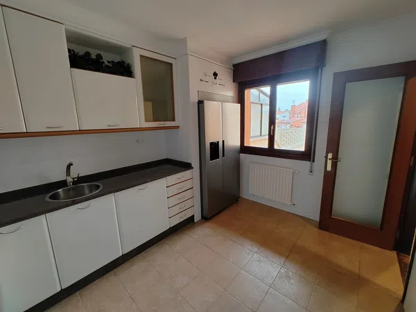 Chalet adosado en Camino los Tejos, 30, La Fresneda, La Fresneda - Foto 3