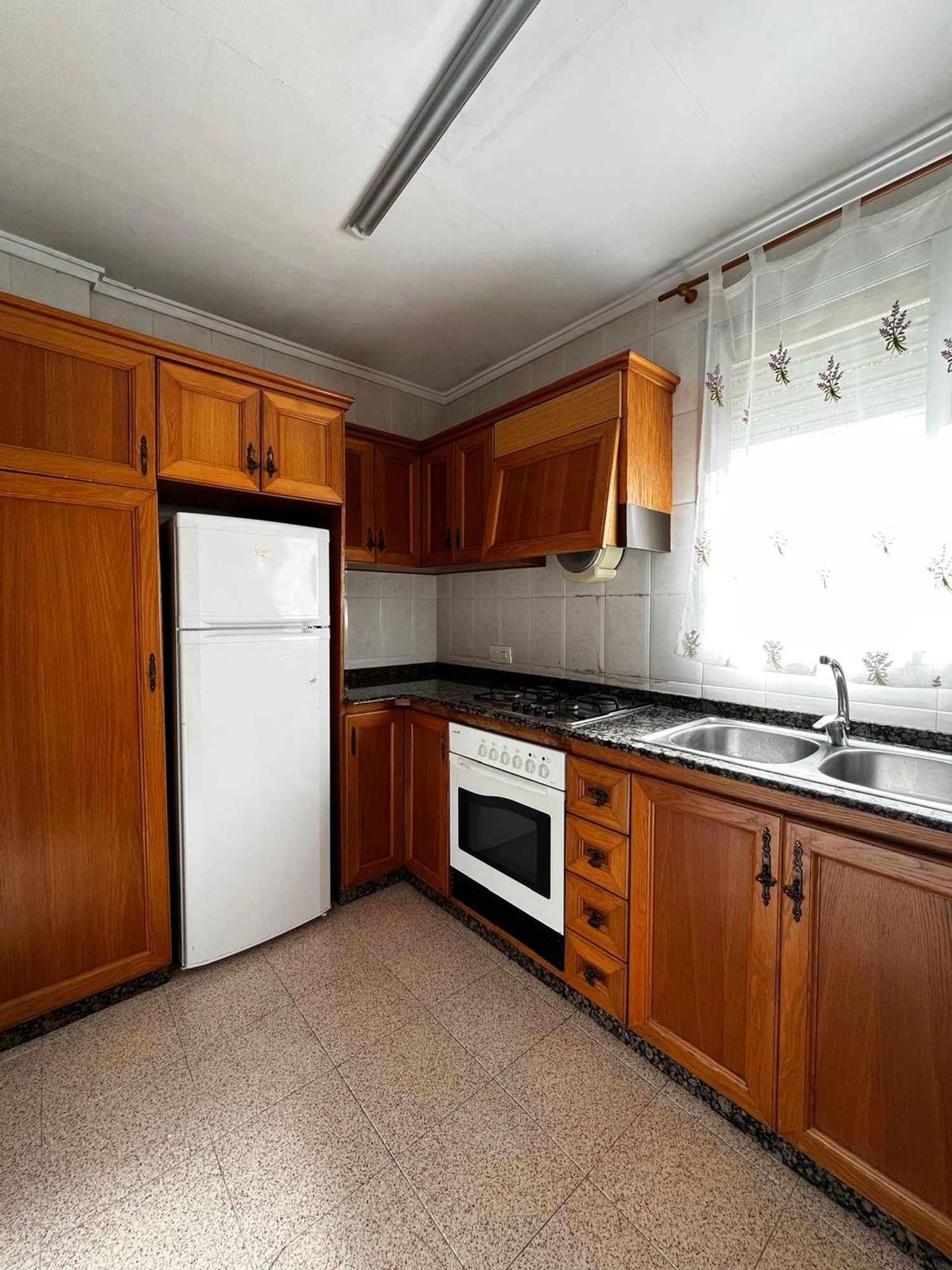 Piso en avenida de Pérez Galdós, 84 - Foto 11