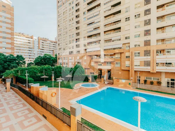 Dúplex en Avenida d'Amado Granell Mesado - Foto 1