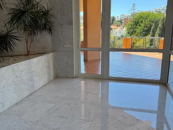 Piso en Paseo de Miramar - Foto 4