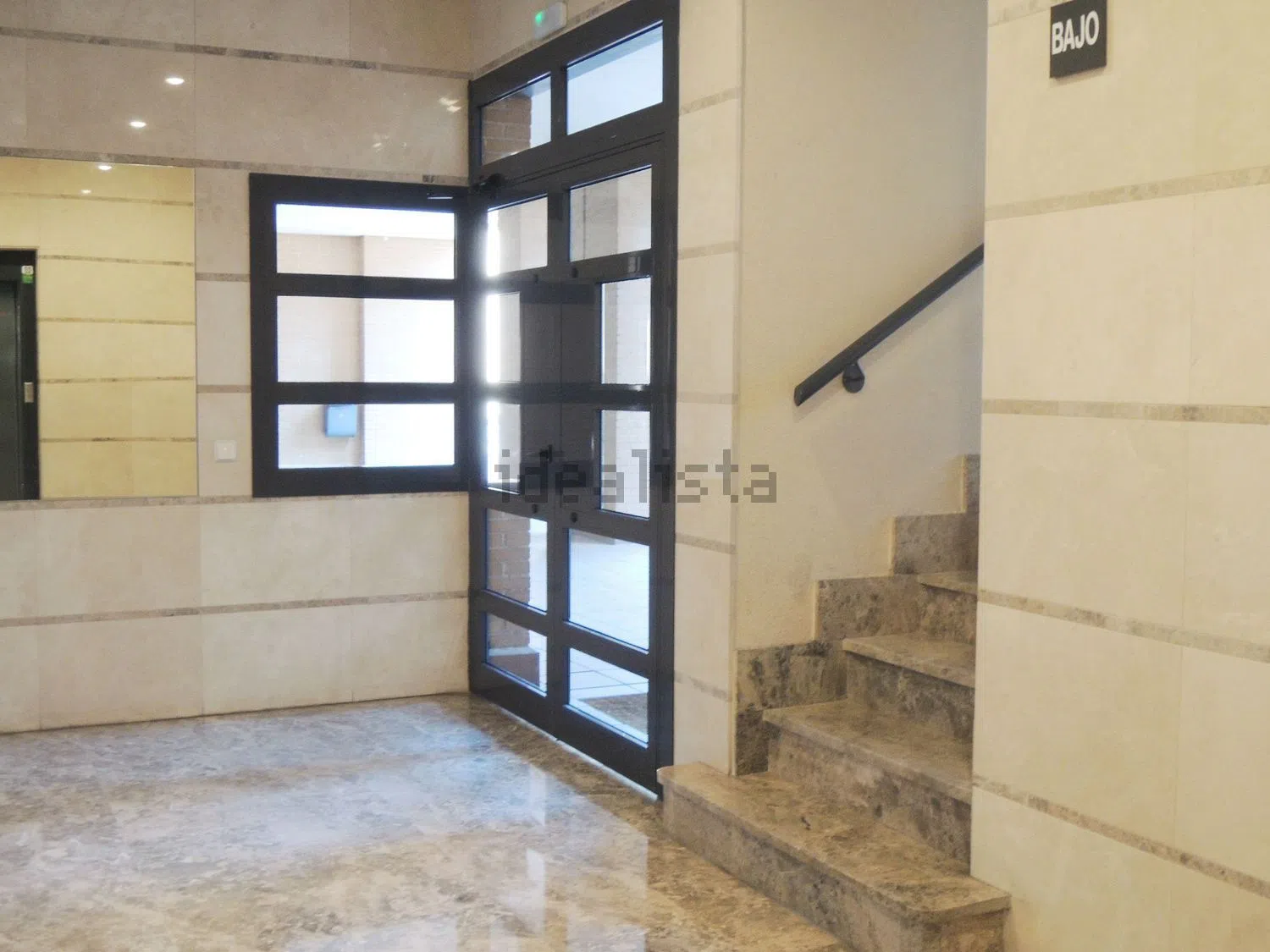 Piso en calle Bahía de Almería, 21 - Foto 13