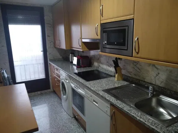 Piso en calle Jorge Ibor, 24 CalleJIborsalamanca - Foto 4