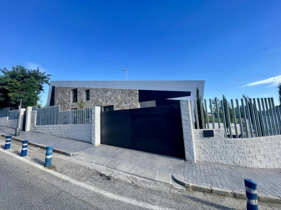 Chalet en  Calle Hinojo 66 - Foto 4