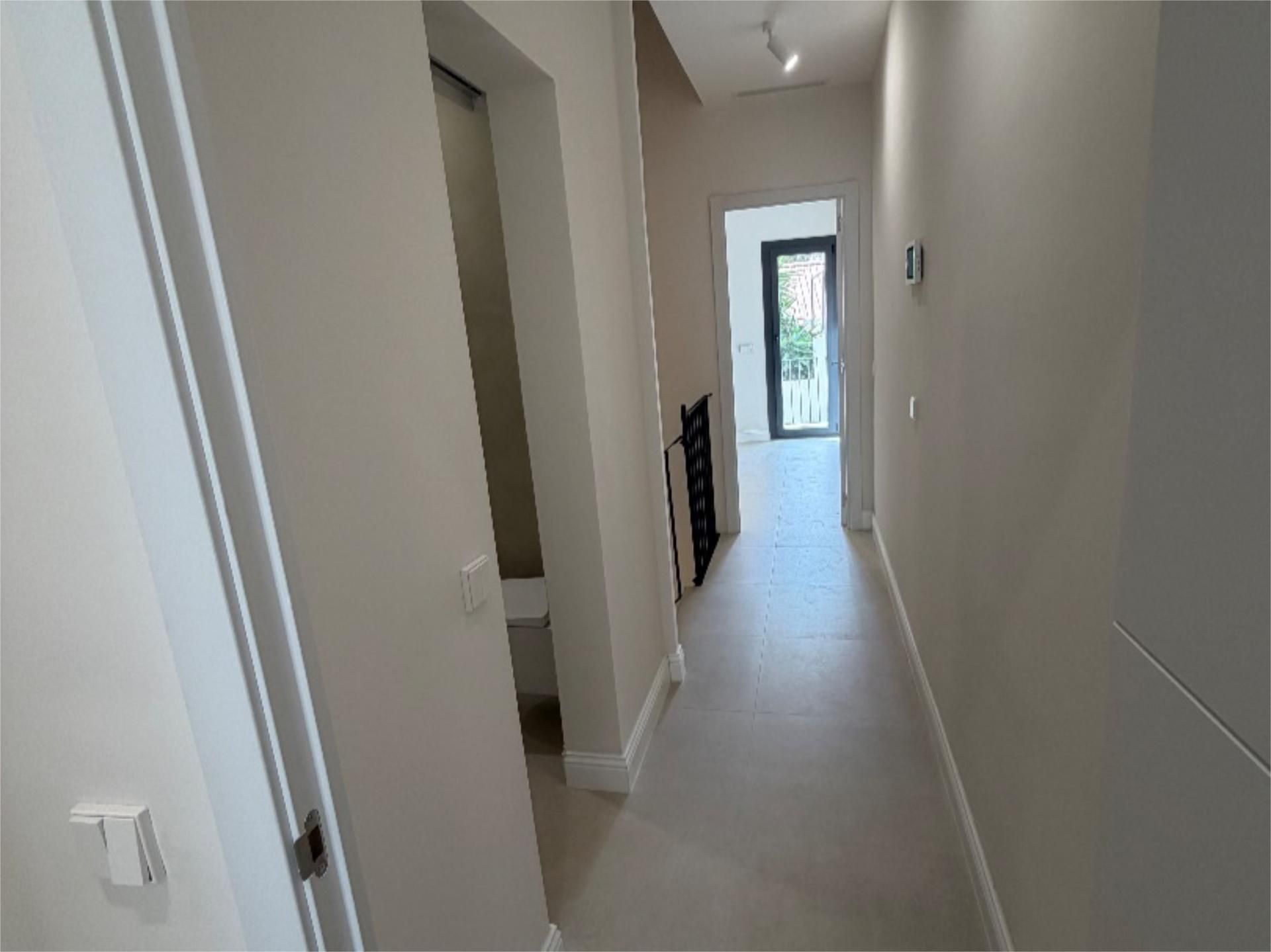 Casa adosada en  Carrer de Sallarès i Pla 120 - Foto 3