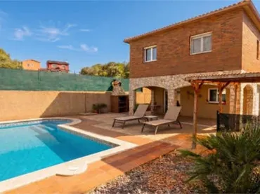 Casa adosada en Urbanización Oasis Park - Foto 1