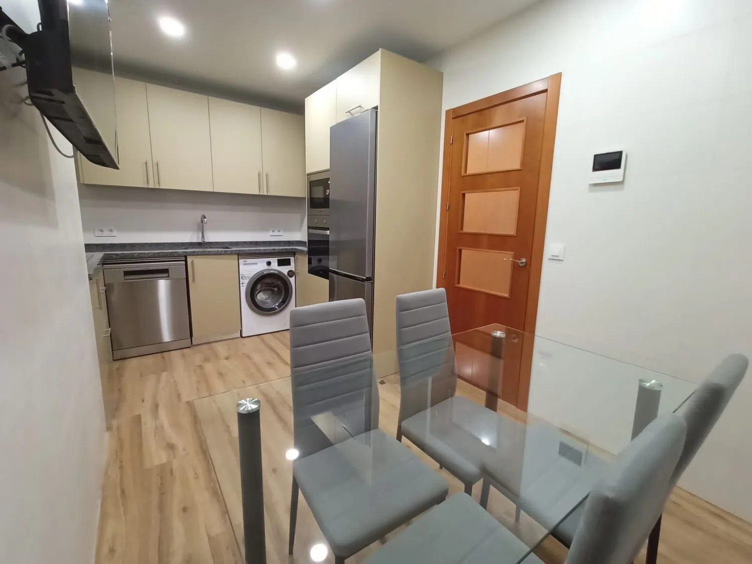 Piso en calle Castillo de Alcala de Guadaira, 21 - Foto 14