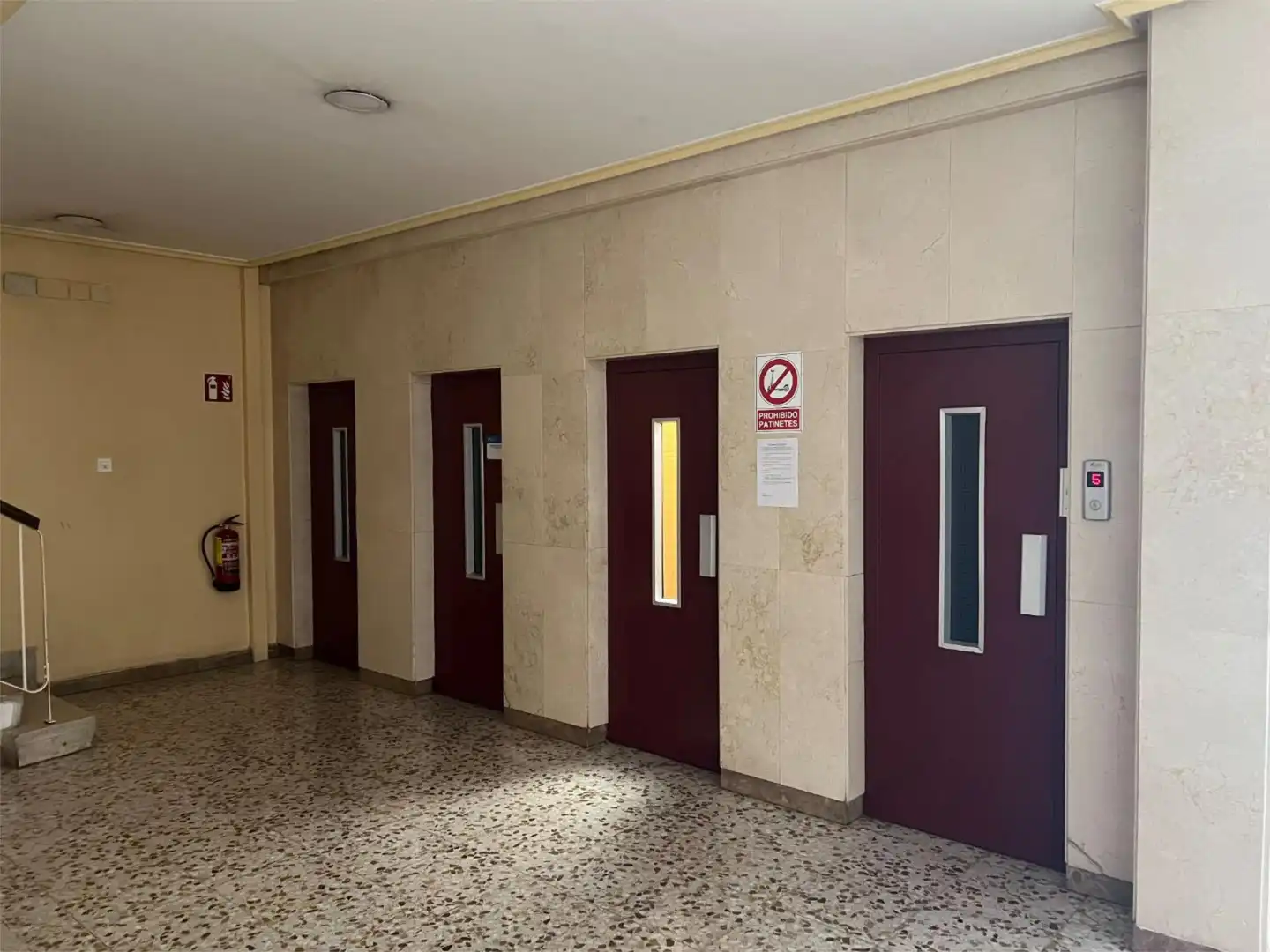 Piso en  Calle del Pintor Manuel Viola 2 - Foto 17