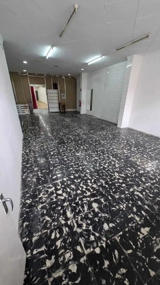 Local comercial en Sabadell - Foto 14