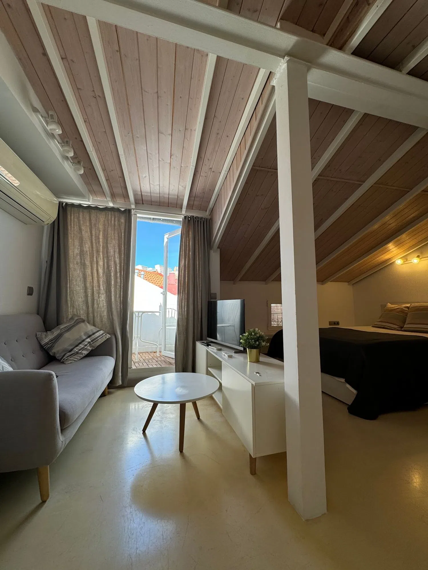 Ático en calle Alcalá, 125 - Foto 2