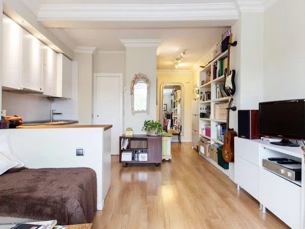 Estudio en calle Aniceto Marinas, 14