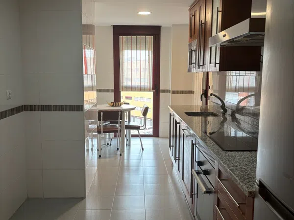 Piso en Calle de la Alcarria, 5, Los Valles-Sanz Vázquez-El Fuerte, Los Valles-Sanz Vázquez-El Fuerte - Foto 1