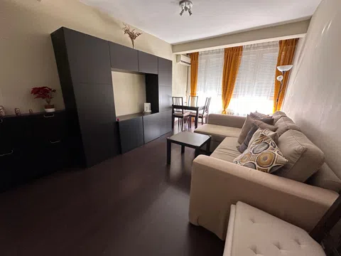 Piso en calle de La Bañeza, 22