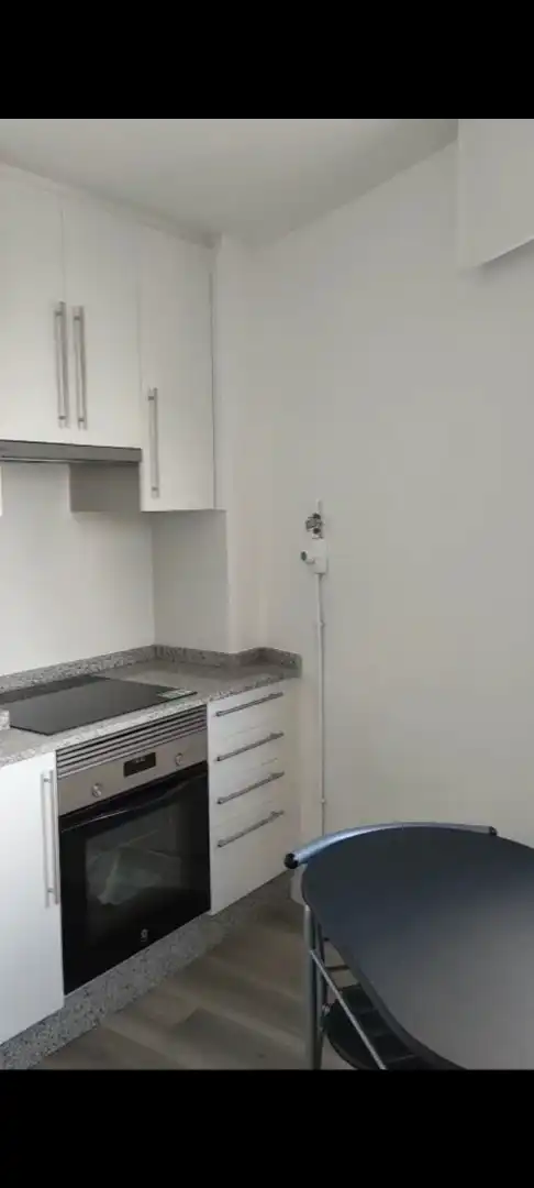 Piso en  Rúa Álvaro Cunqueiro 6 - Foto 6