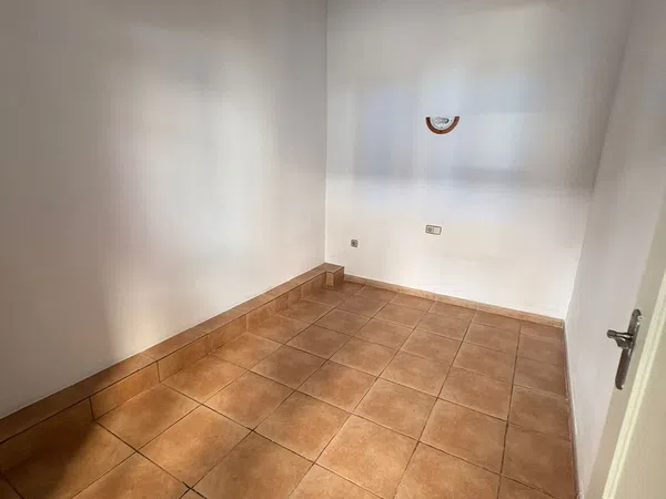 Piso en Calle de la Infanta Pau, 4 - Foto 1