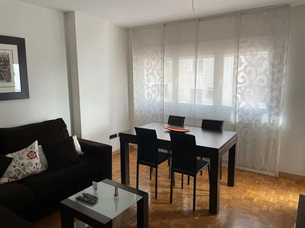 Piso en avenida Cesáreo Alierta, 20 - Foto 1