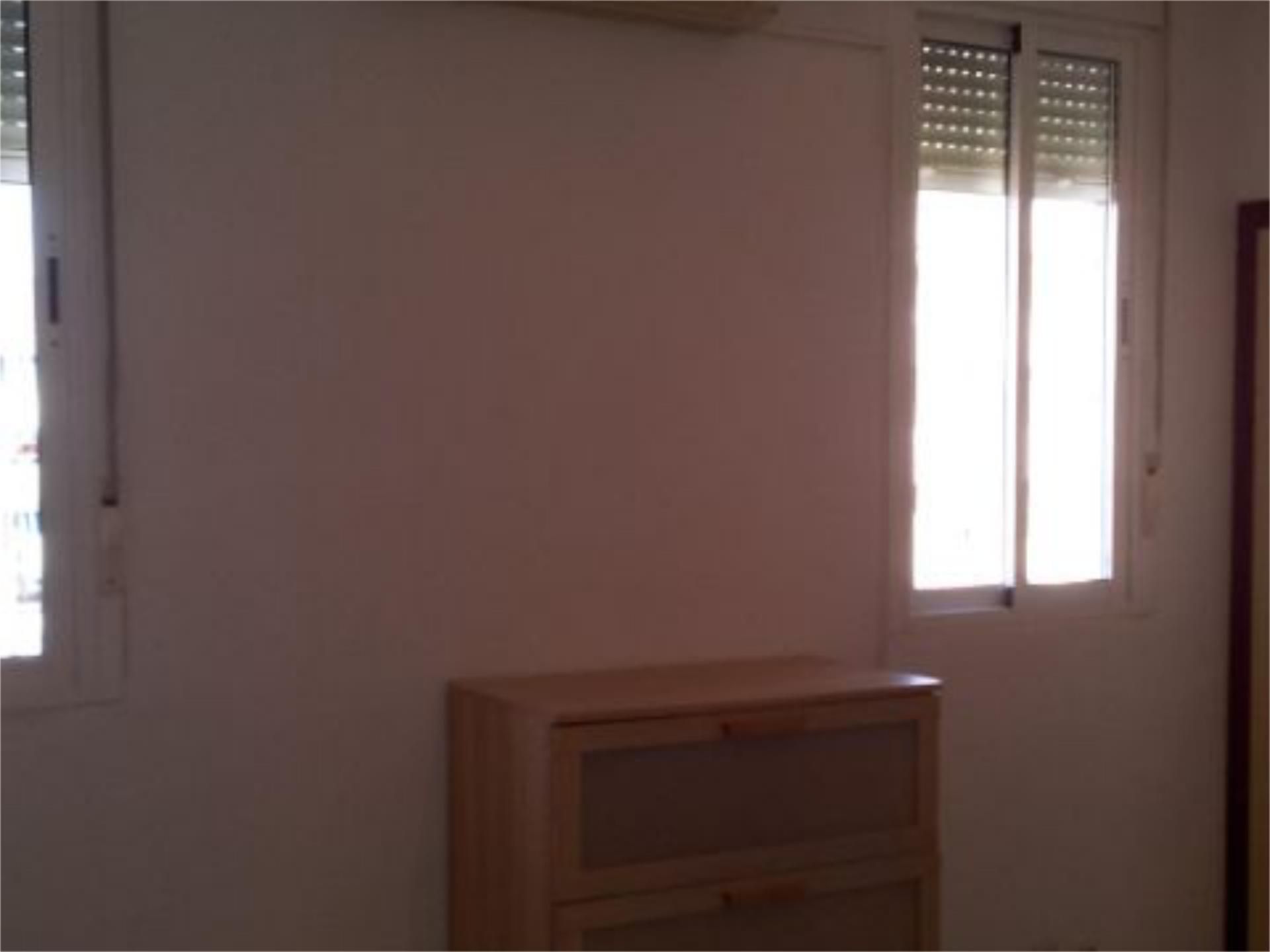 Piso en  Calle Pintor Antonio Amorós 1 - Foto 9