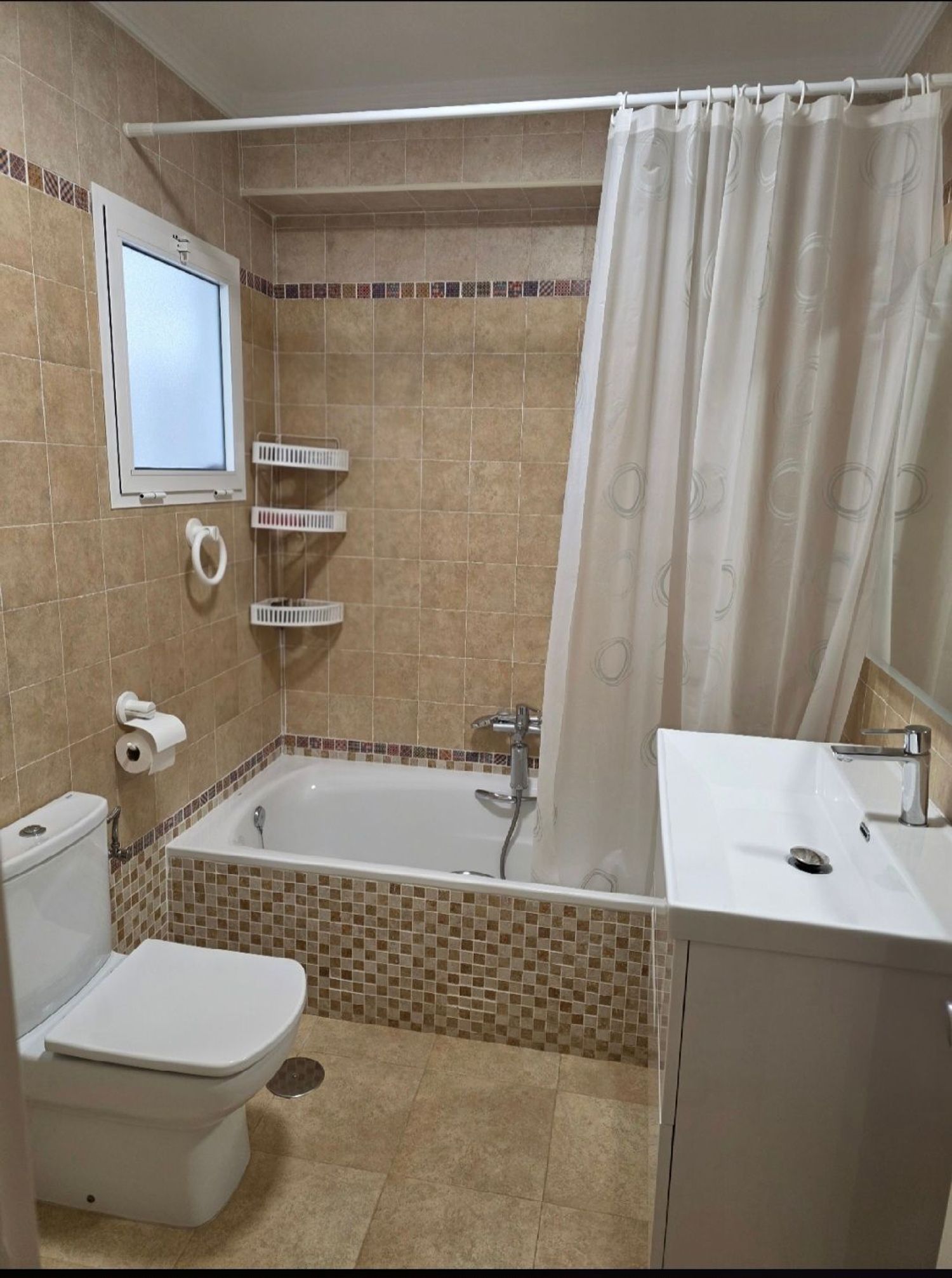 Piso en Calle Reñidero, 31, Norte - Barrio del Pilar - El Reñidero - Foto 2