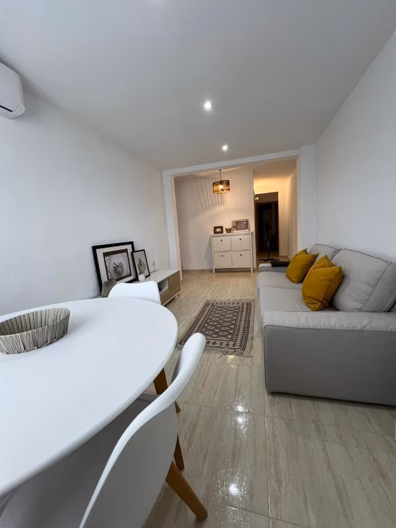 Piso en  Carrera de la Fonteta de Sant Lluís 6 - Foto 4