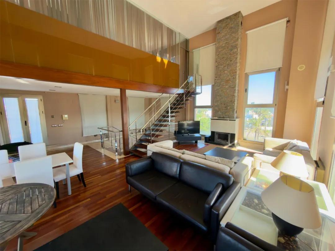 Piso en  Calle Marco Aurelio 192 - Foto 1