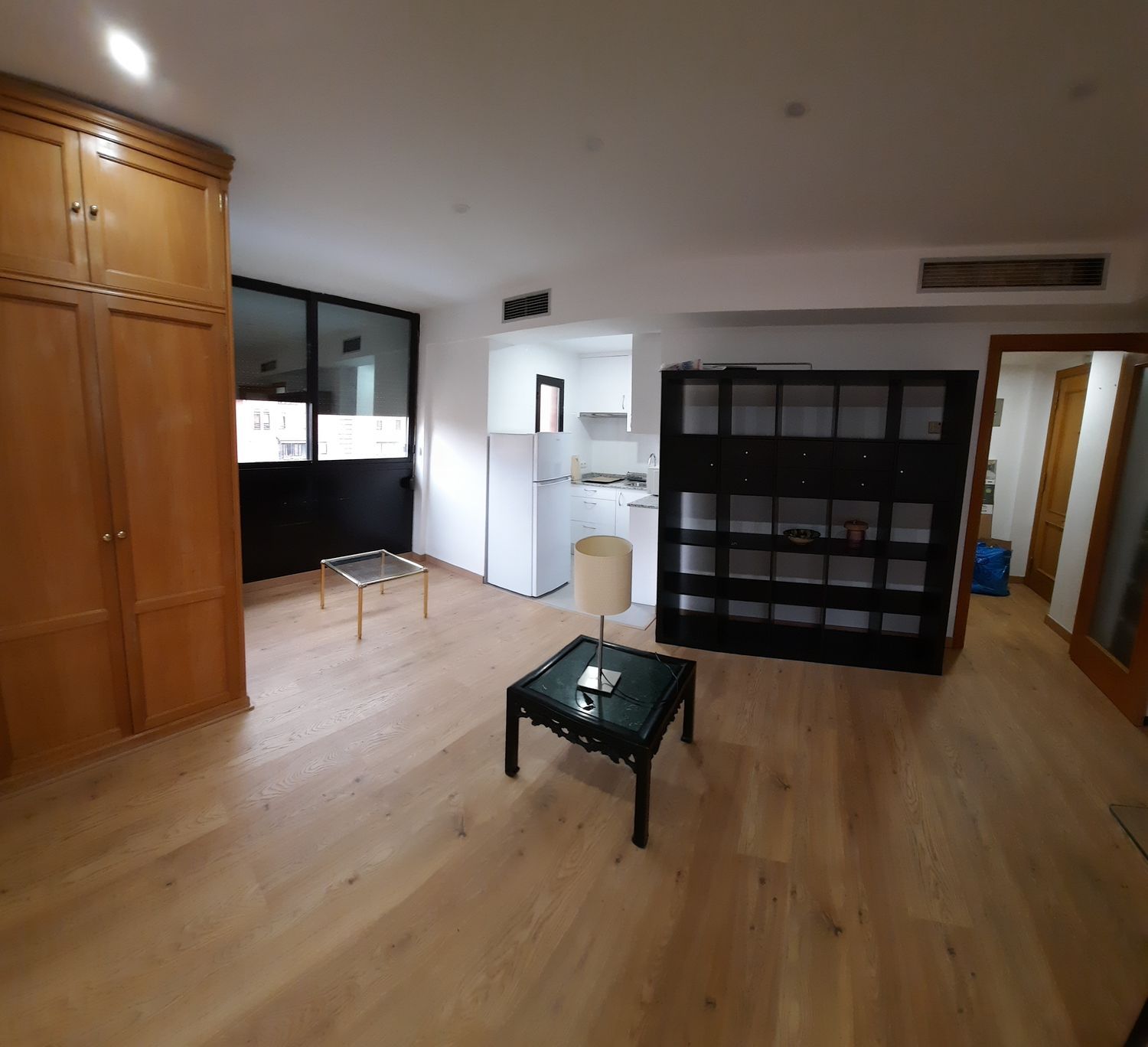 Estudio en calle de Numancia, 33 - Foto 1