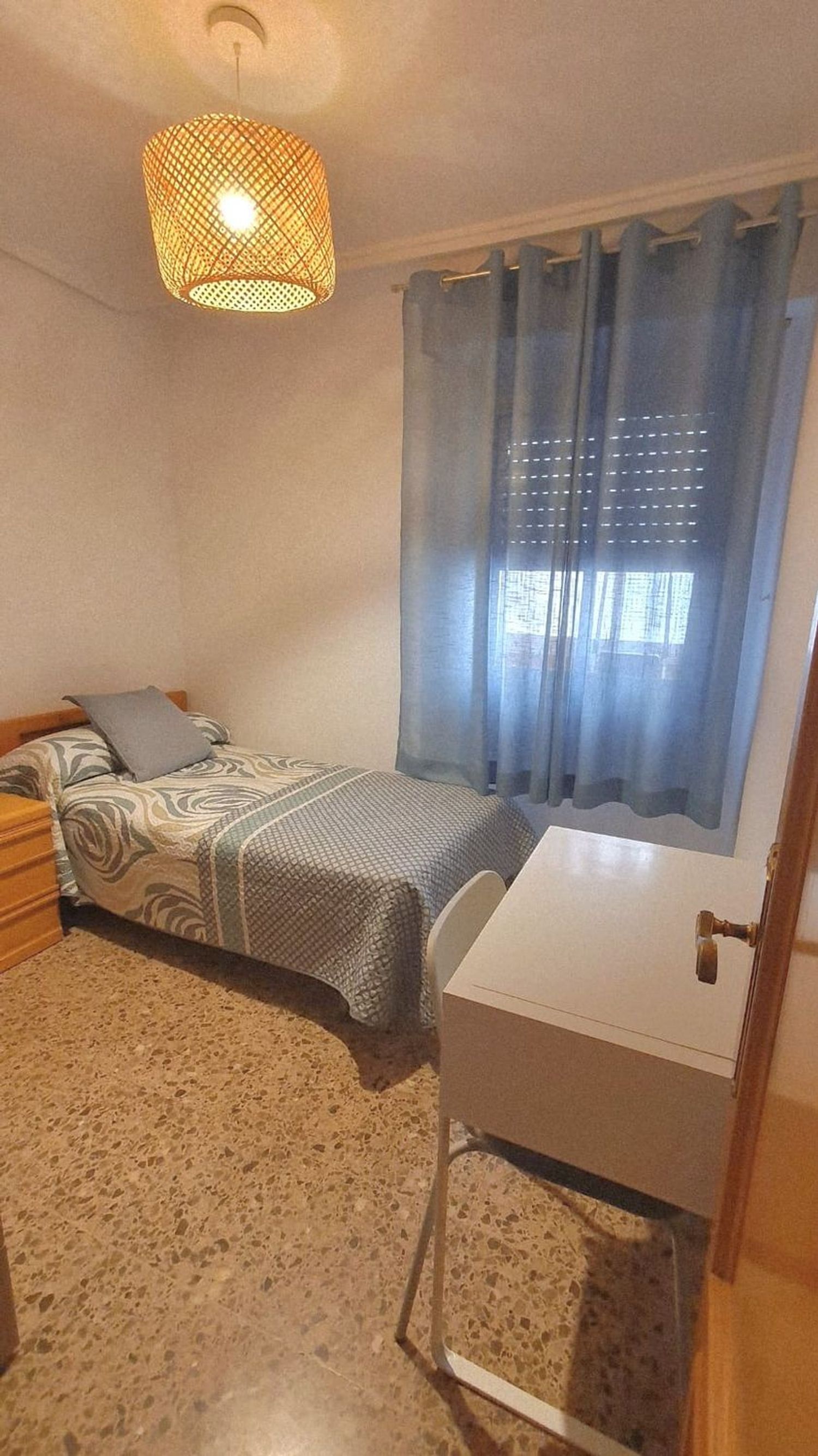 Piso en calle de José Aguilar, 51 - Foto 3