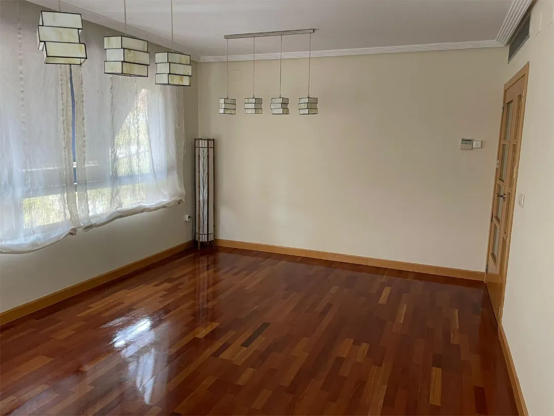 Piso en  Calle Acera Fuente de la Salud 4 - Foto 7