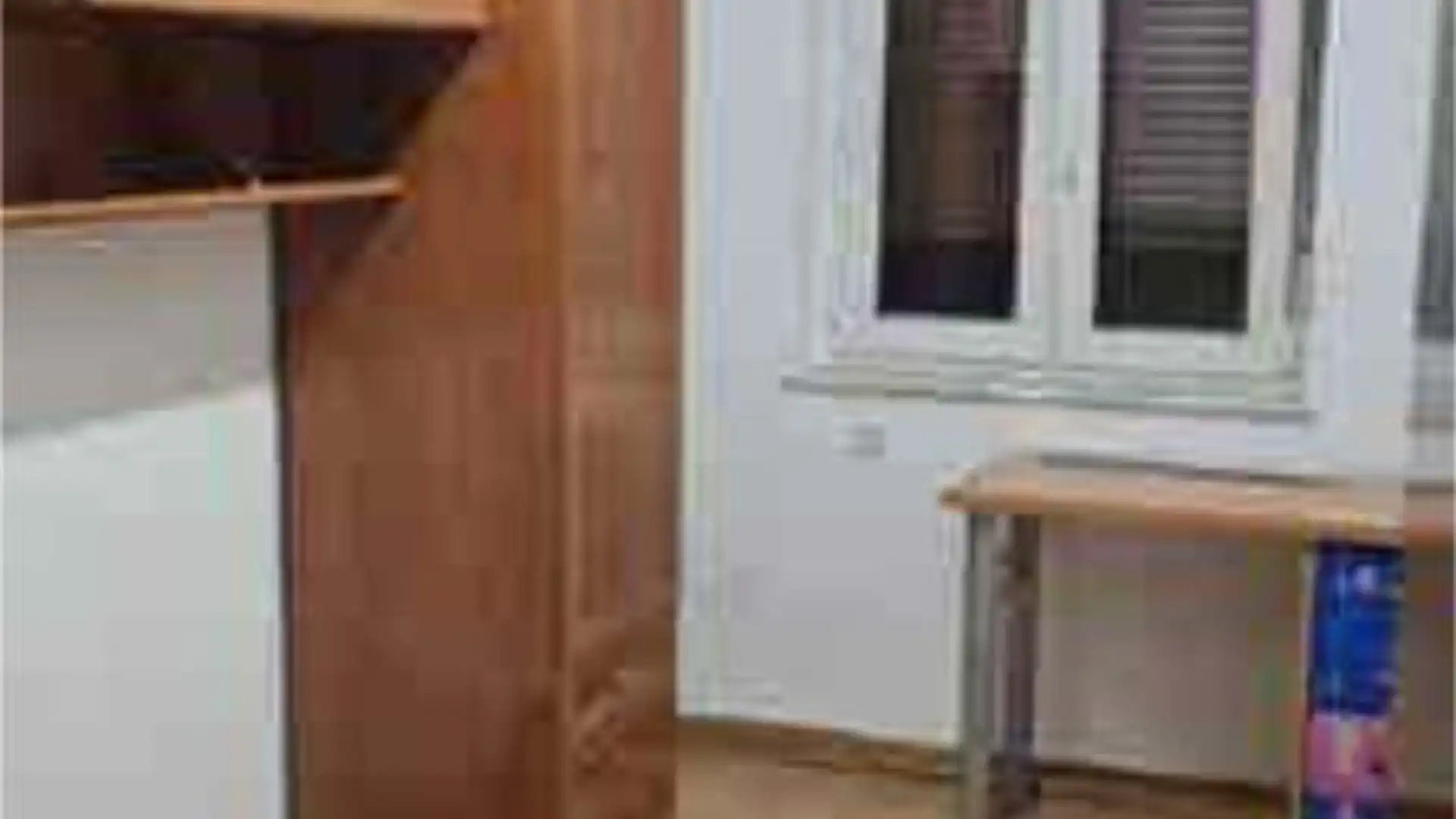 Piso en barrio - Foto 4