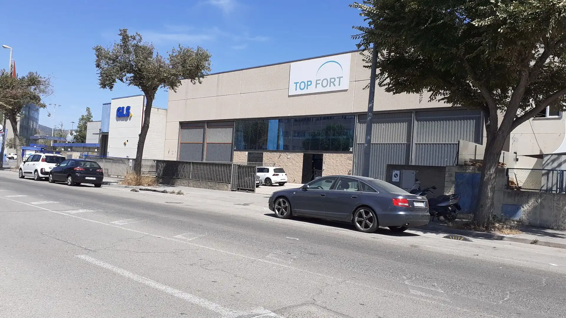 Nave Industrial en L'Hospitalet de Llobregat - Foto 4