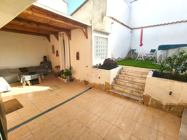 Casa o chalet independiente en Calle Palenque, 15 - Foto 1