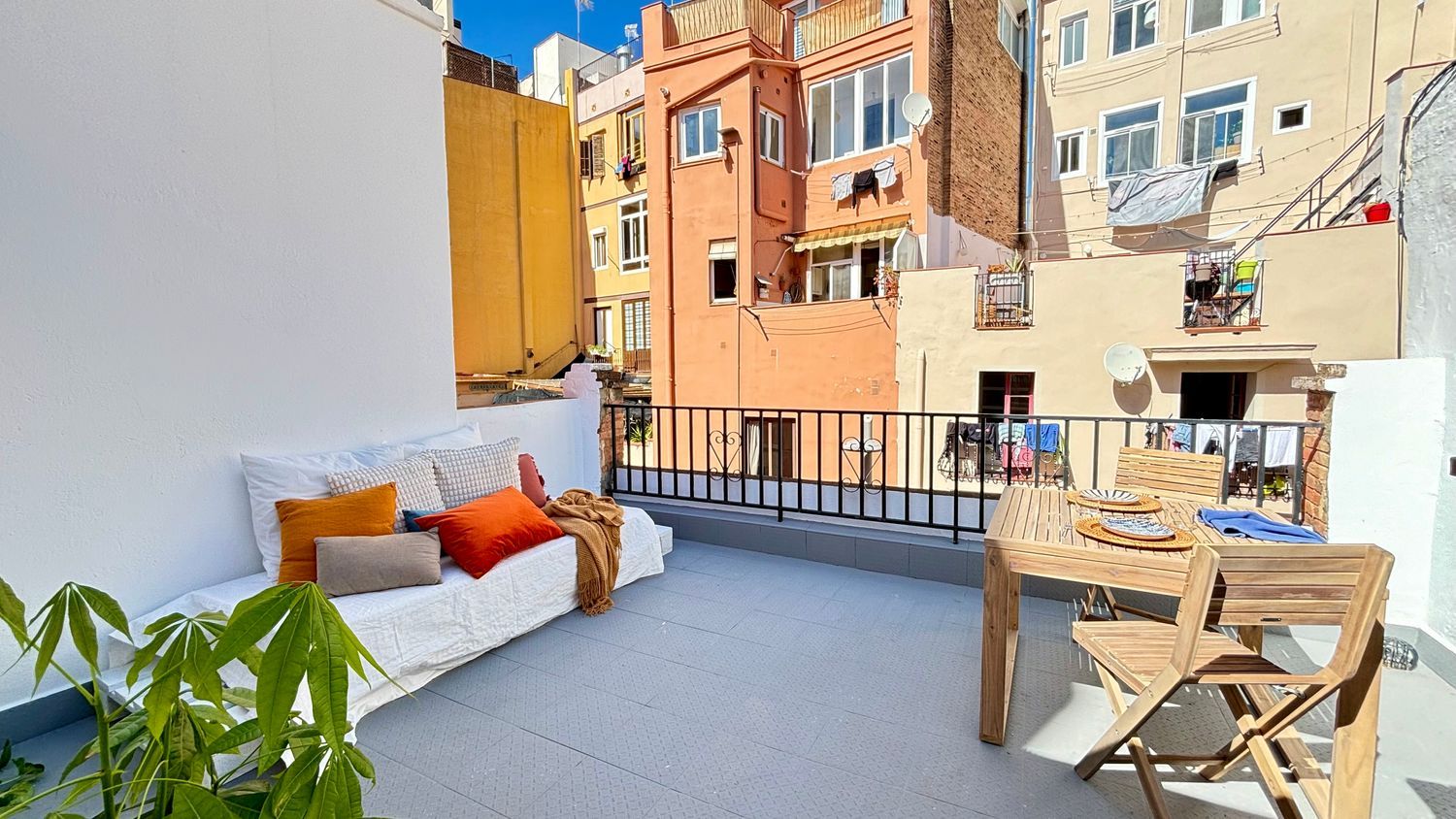 Ático en Barrio Sants - Foto 2