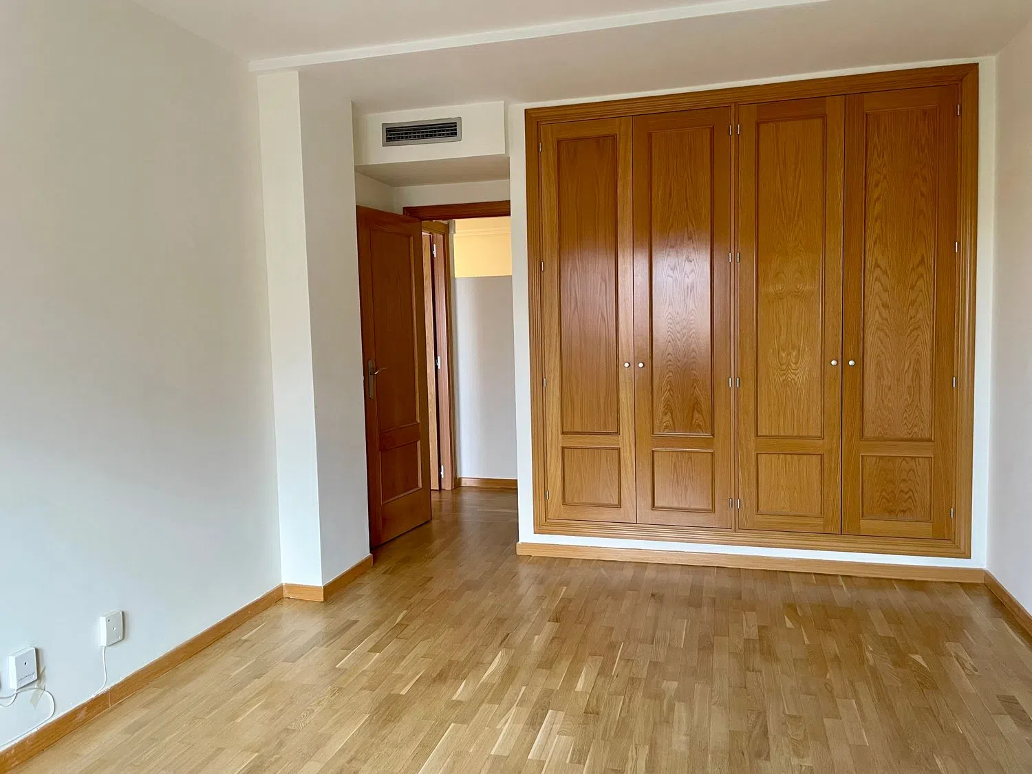 Piso en calle de los Monasterios de Suso y Yuso, 67 - Foto 20