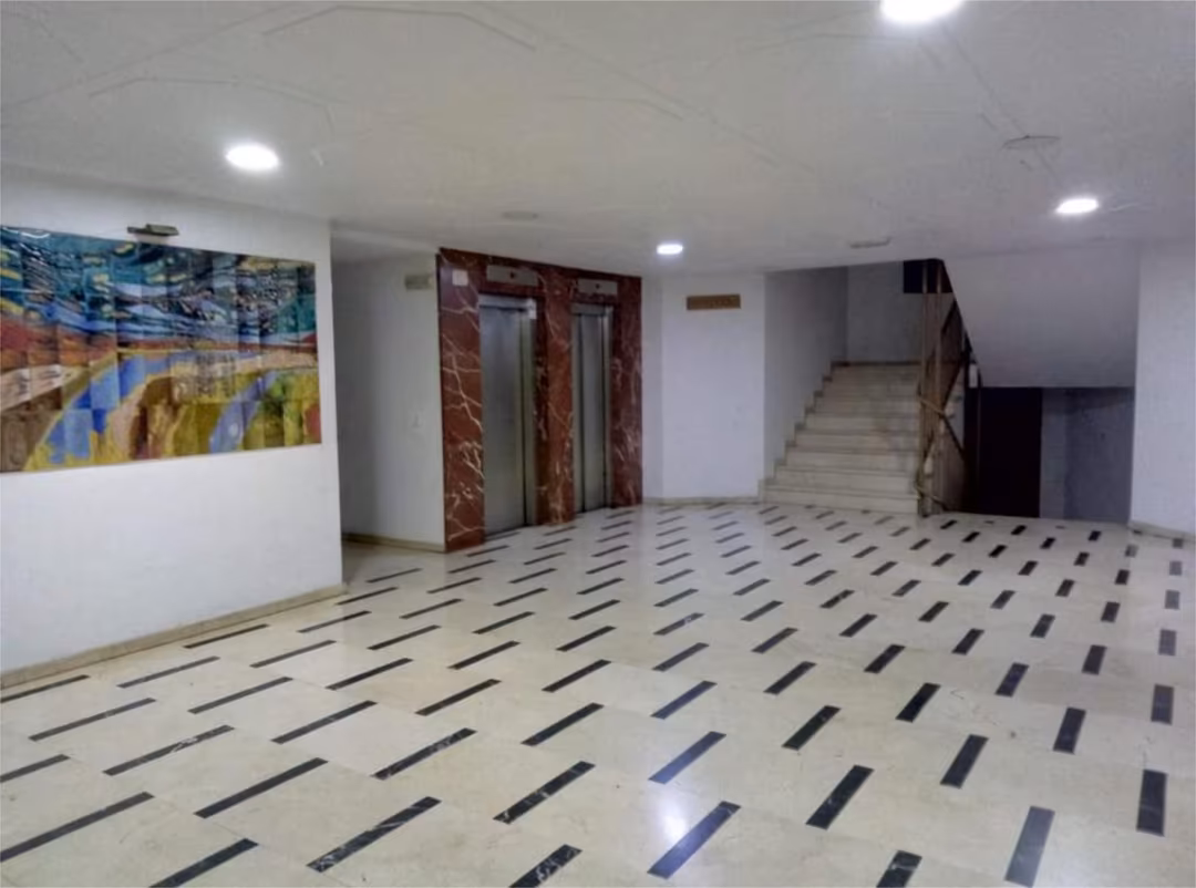 Apartamento en  Calle Castillo de Aroche 1 - Foto 3